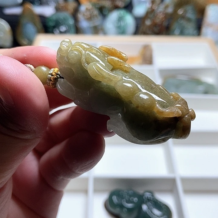 翡翠未镶嵌颈饰翡翠a货