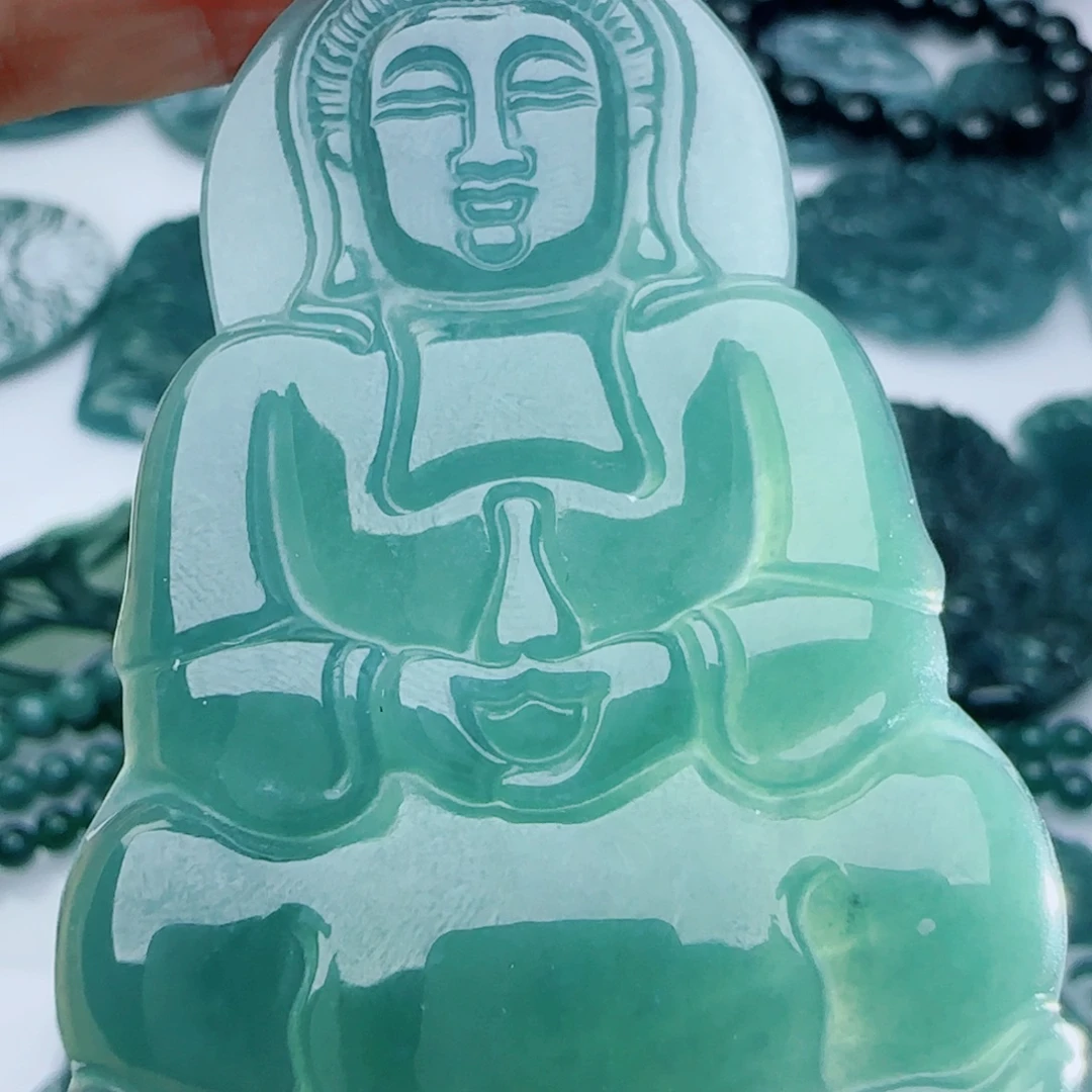 颈饰未镶嵌翡翠多样性发货天然的A货翡翠