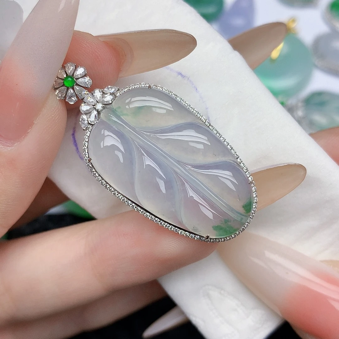 翡翠18K金镶嵌颈饰天然缅甸翡翠a货百元以上9元证书费自理