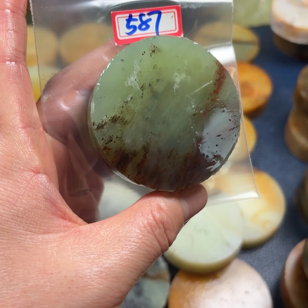 ꧁***꧂蛇纹石玉未镶嵌珠宝半成品