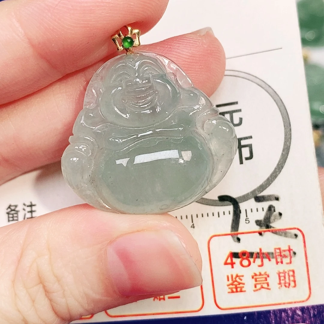 颈饰18K金镶嵌翡翠