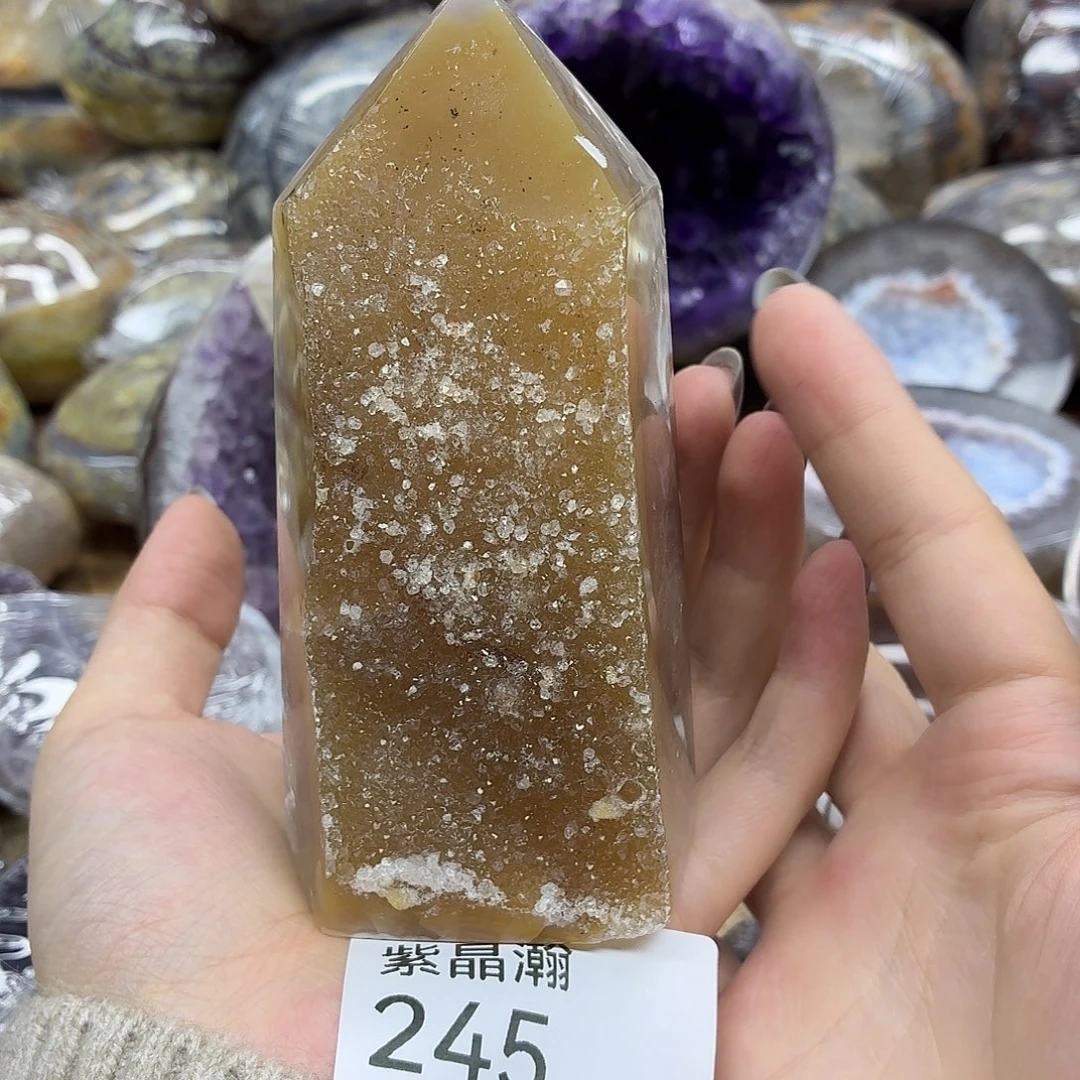 未镶嵌水晶大型摆件（非配饰）