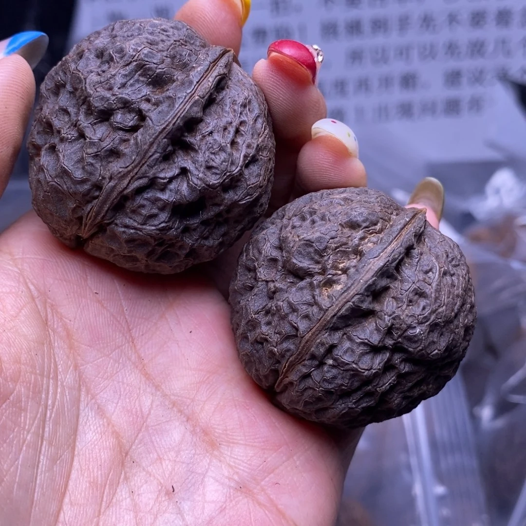 把件文玩核桃云南野生铁核桃48号41mm