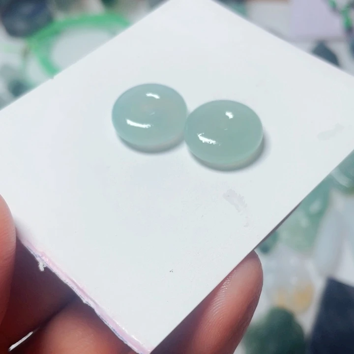 翡翠未镶嵌颈饰平安扣一对