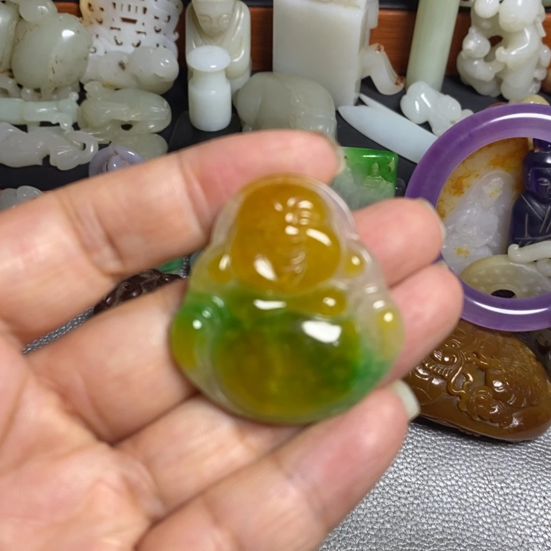 颈饰未镶嵌和田玉（糖玉）