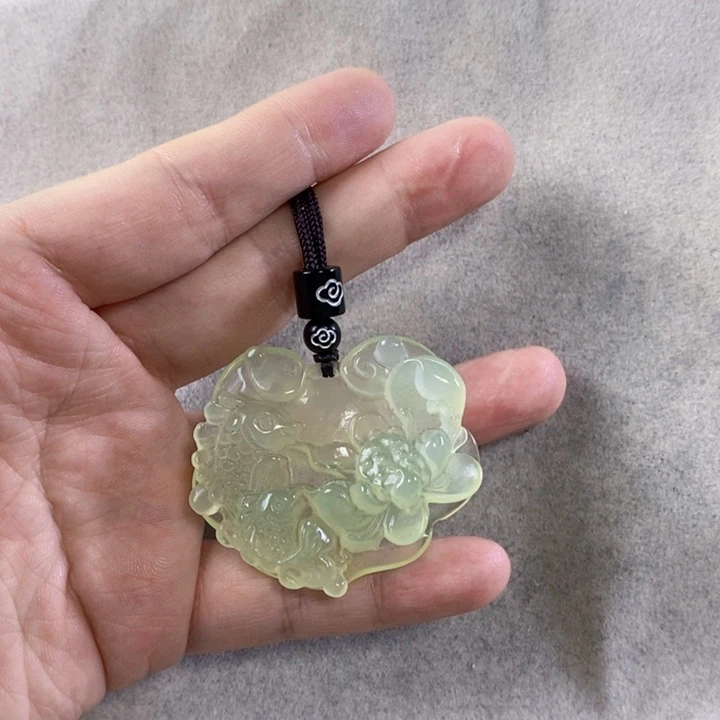 未镶嵌岫玉挂件吊坠