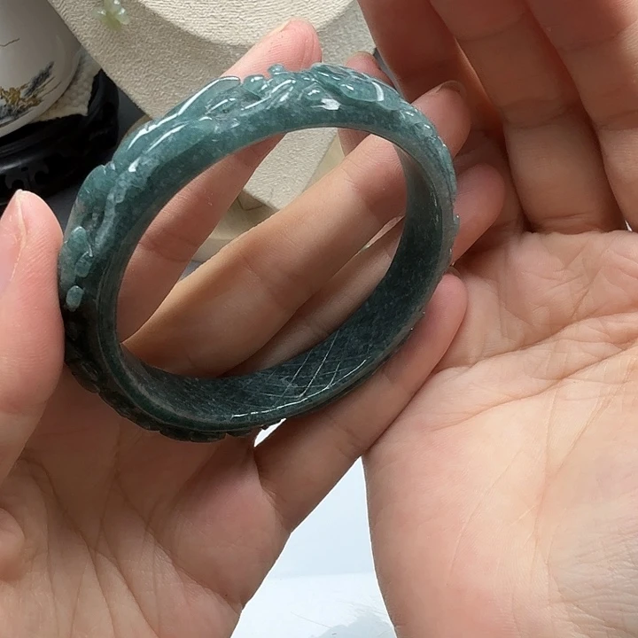 翡翠手镯未镶嵌37