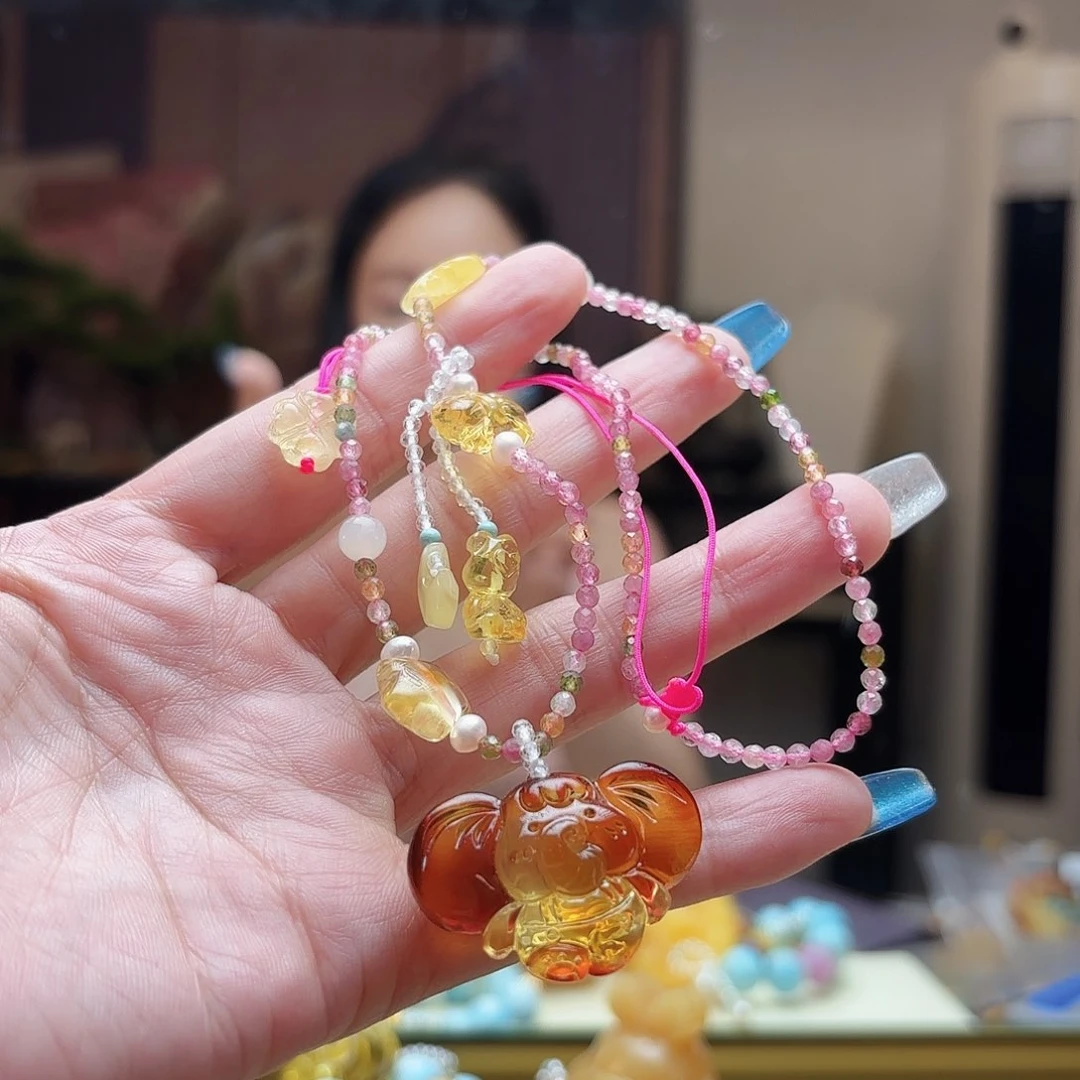 琥珀未镶嵌手镯琥珀