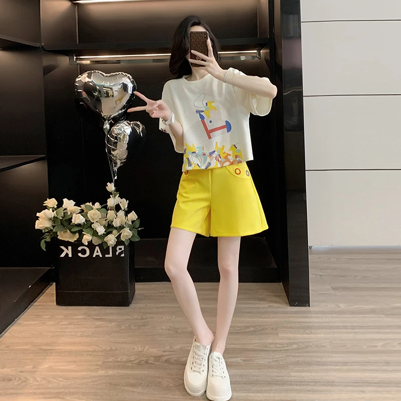 设计感小众时尚套装女夏2025宽松洋气短袖短裤两件套休闲运动显瘦