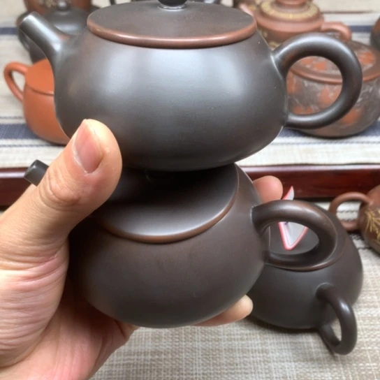 壶海**?微瑕 黑素石瓢湖 180毫升左右