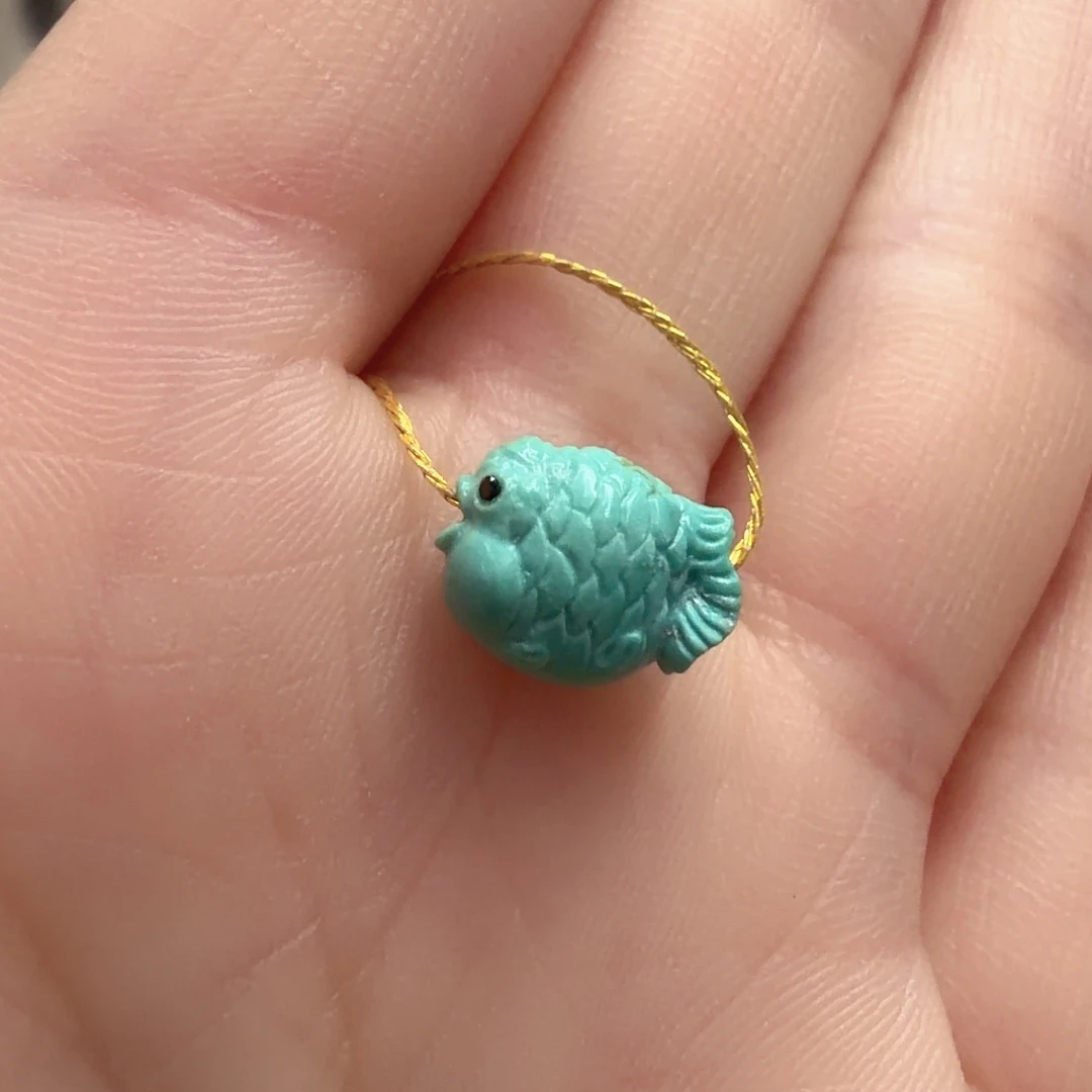 绿松石未镶嵌颈饰