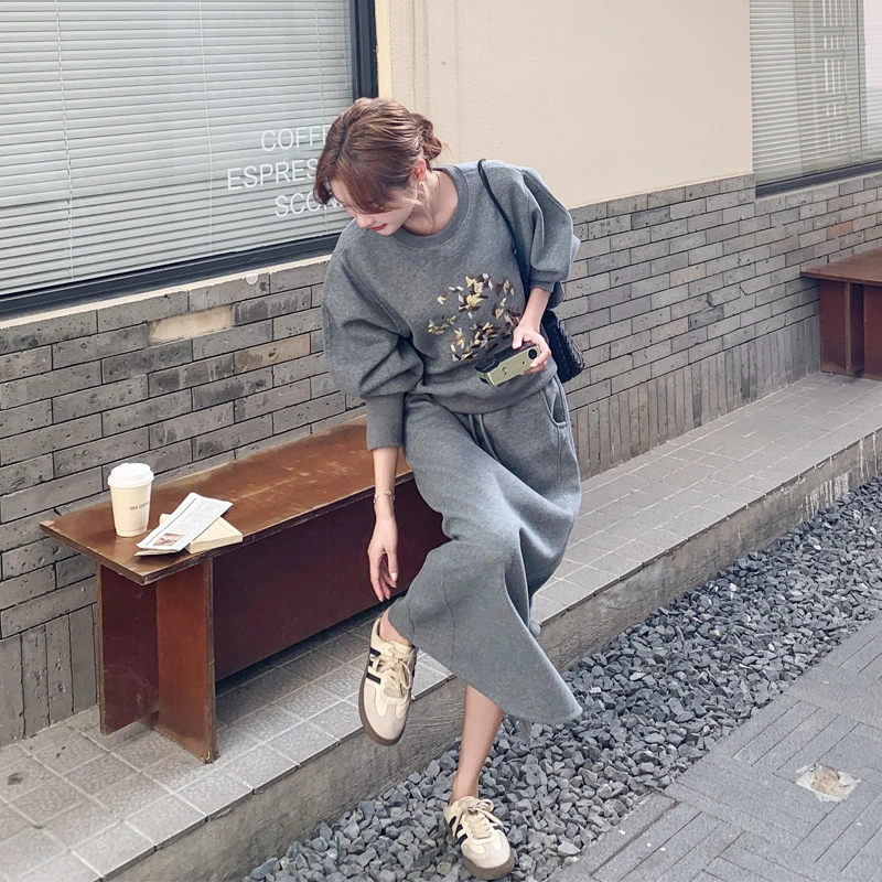 通勤韩系慵懒风卫衣套装裙2025春秋新款小众ins休闲风显瘦两件套