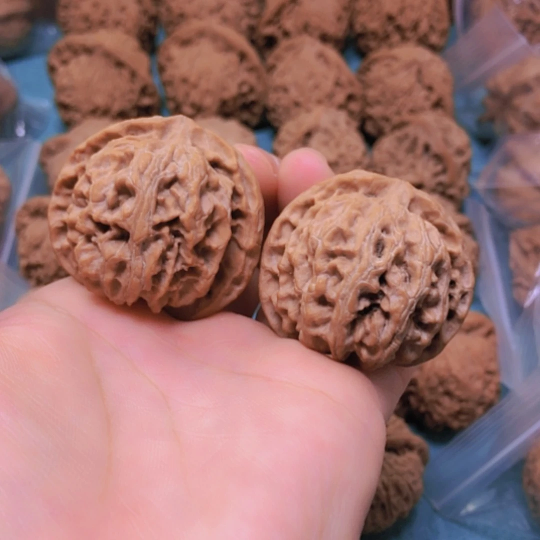 【闪购商品】摆件核桃39.5苹果修尖