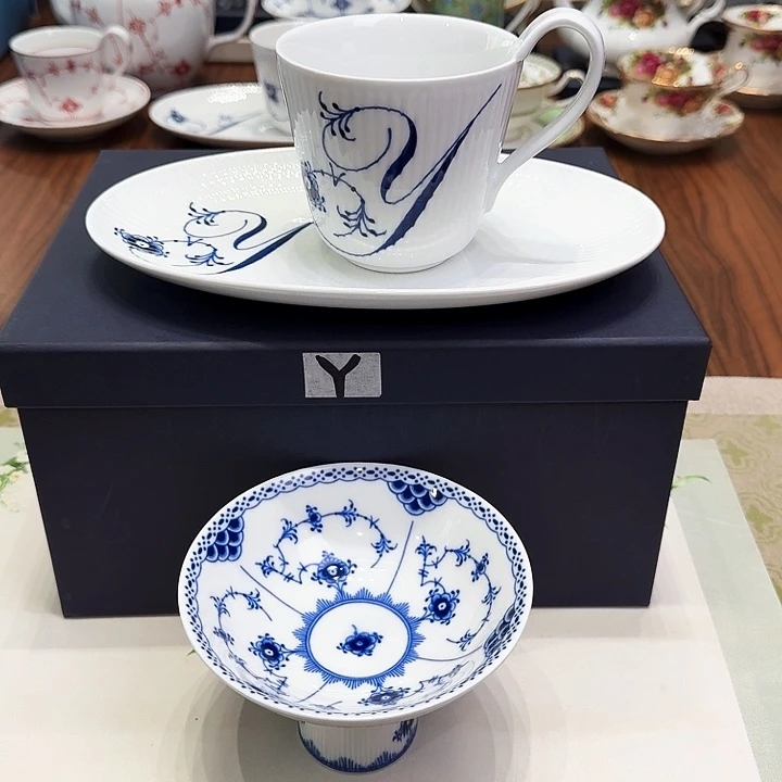 瓷片杯子杯子杯子水杯杯子水杯