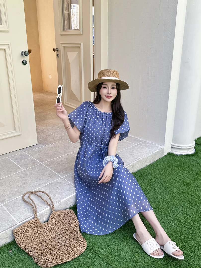 王姐专属-2025夏季新品法式独特波点收腰连衣裙【荷塘-62531】