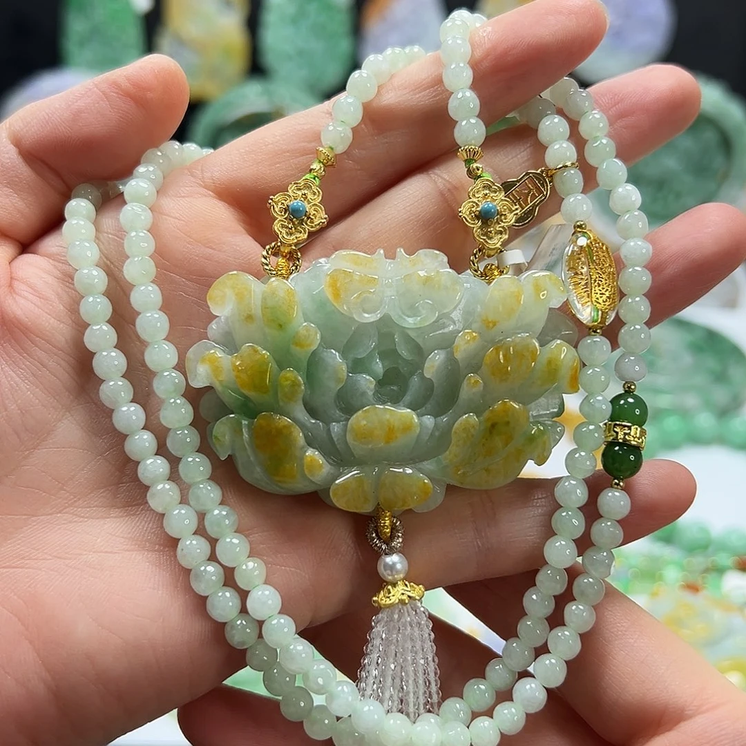 翡翠未镶嵌颈饰吊坠