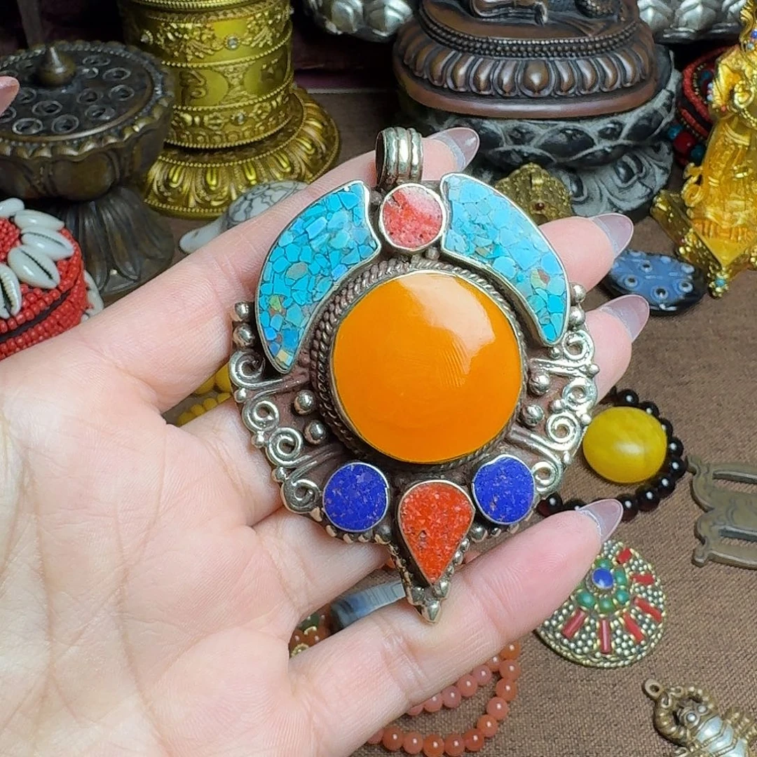 泥塑扎西德勒独特设计