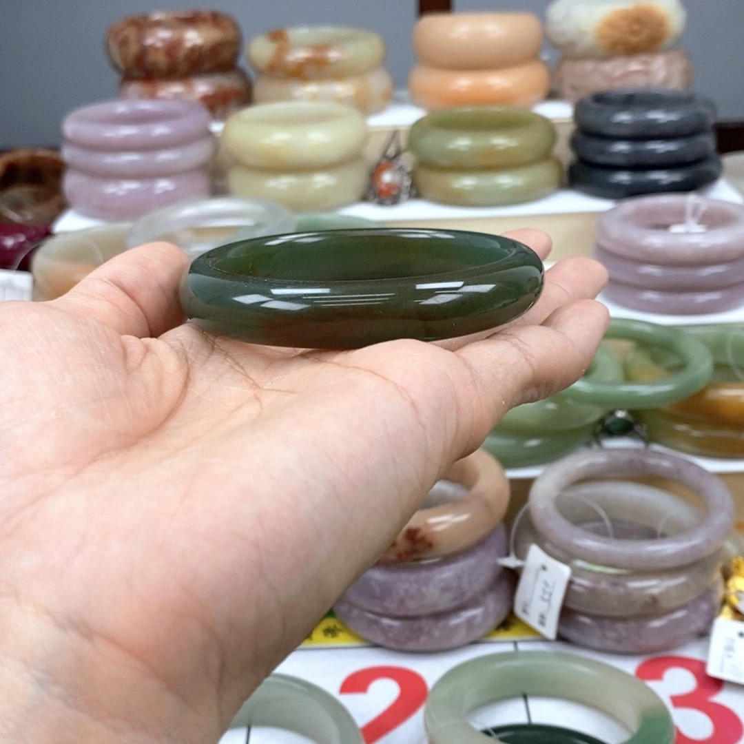 石英质玉手镯未镶嵌?***?