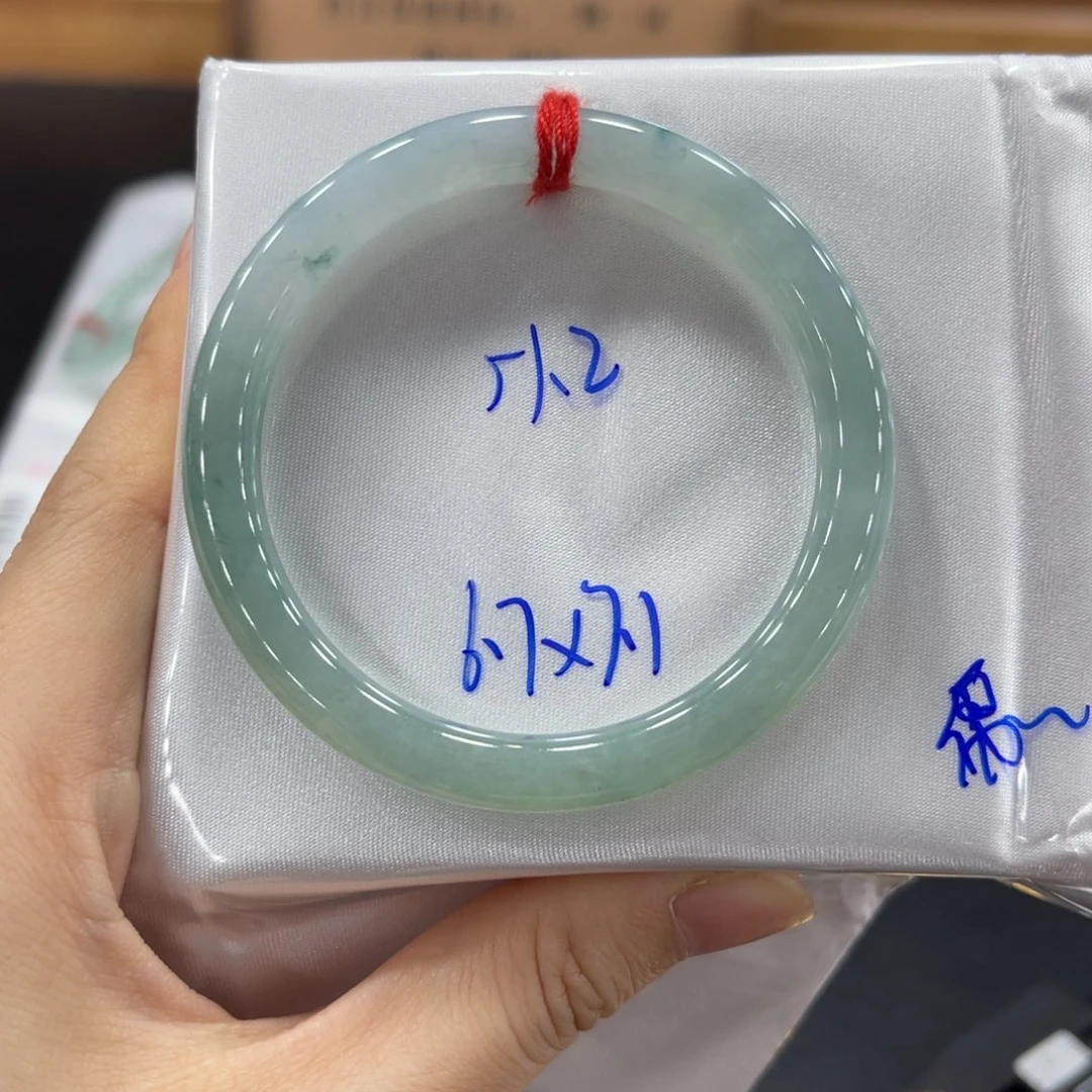 未镶嵌手镯翡翠翡翠