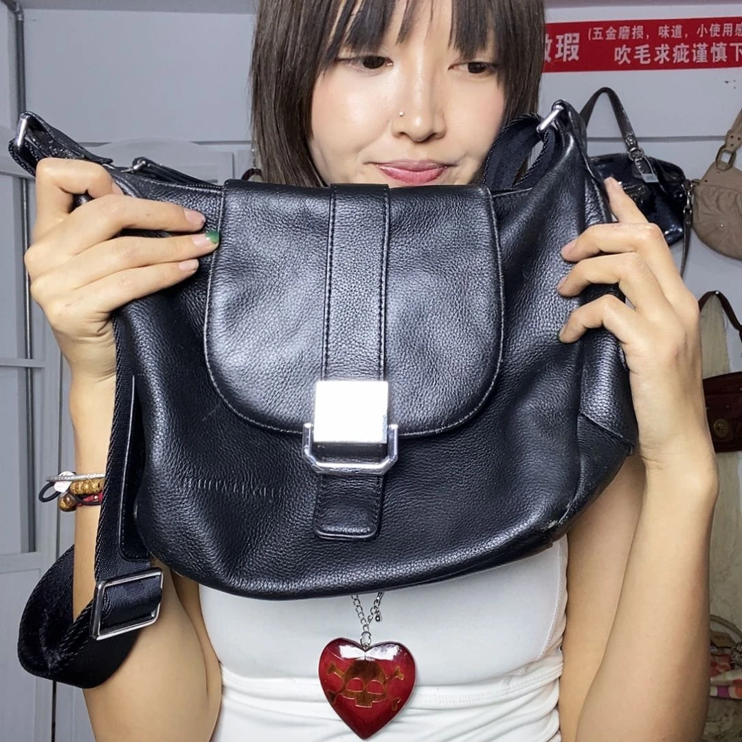 佛****蟒皮（革）织物宝宝宝宝不会好吧哈哈哈哈哈哈