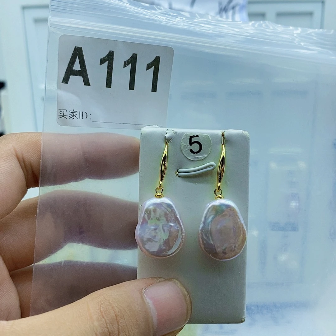 合金淡水珍珠颈饰