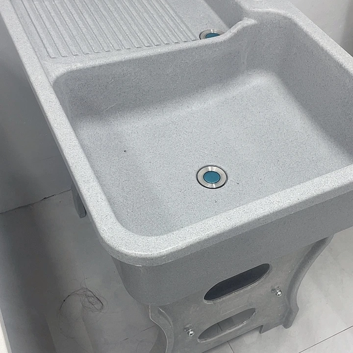 始***见石英石平边挡水80*58*80灰