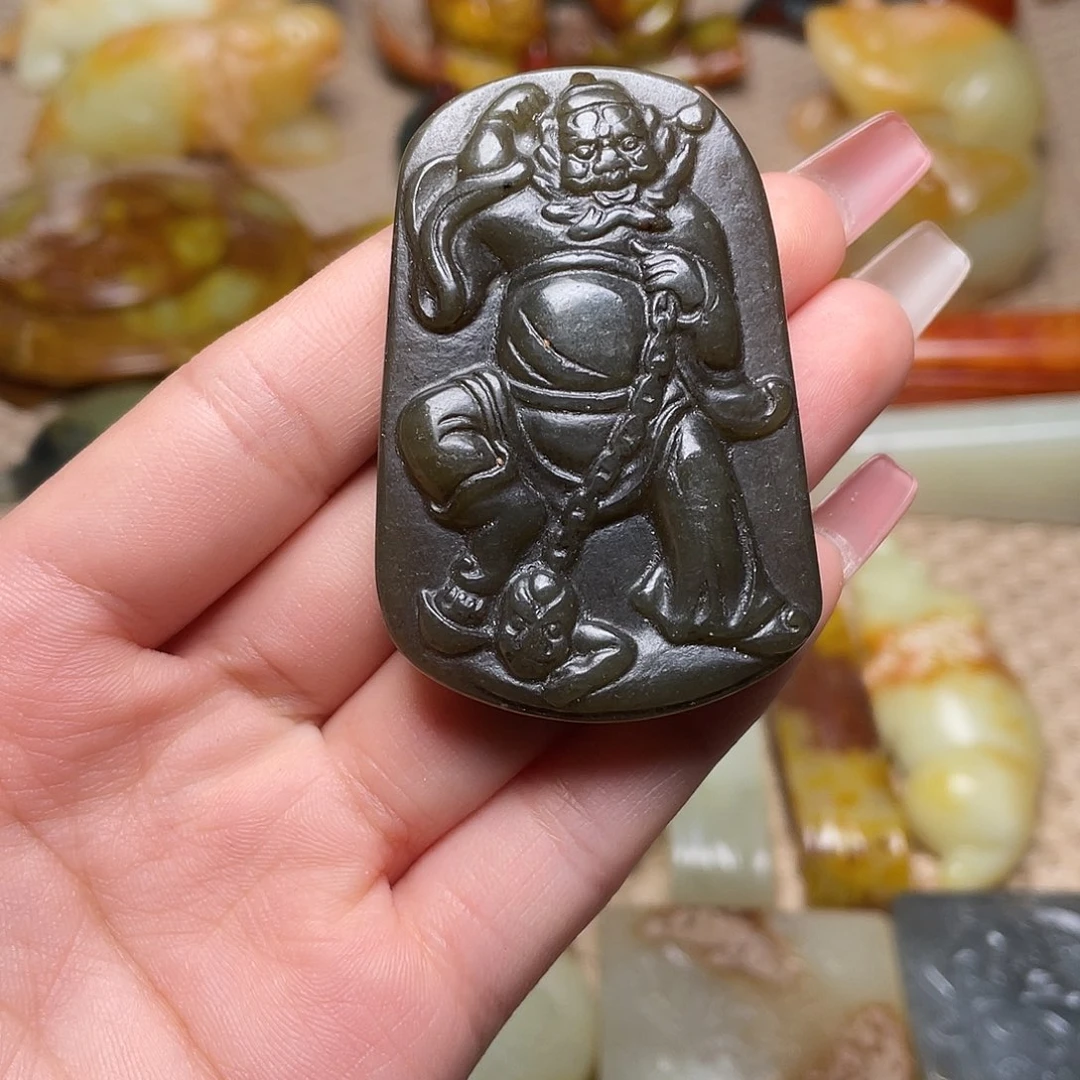 蛇纹石玉未镶嵌如图