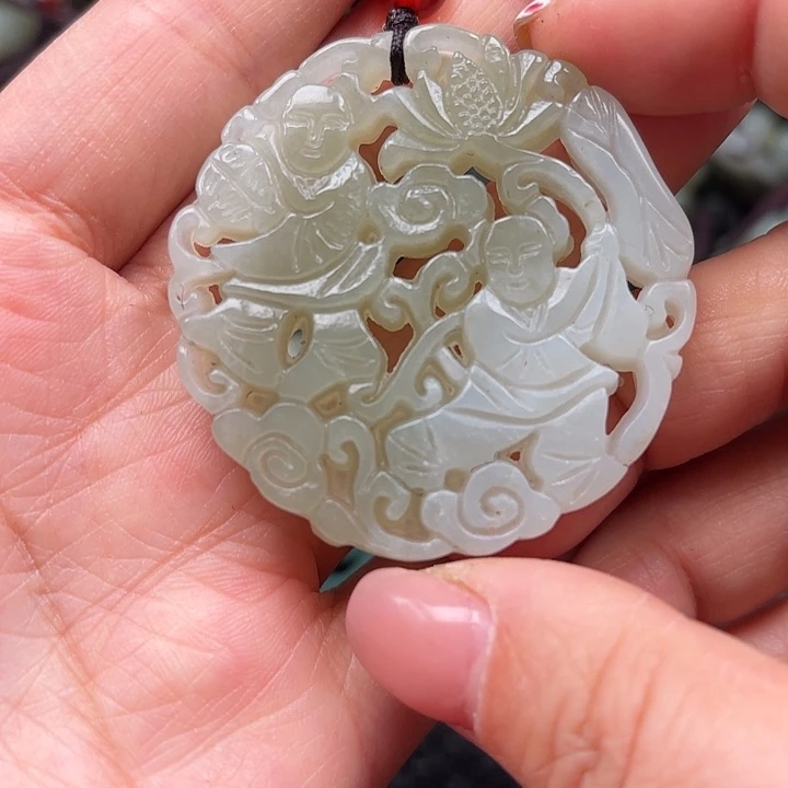 和田玉颈饰未镶嵌