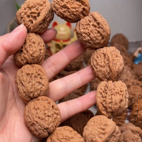 吊坠文玩核桃31左右南疆石串