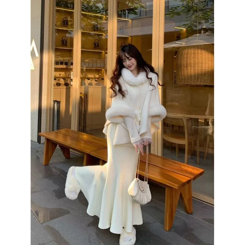 1090大码短款梦幻风公主风厚款毛领短外套小香风针织小个子