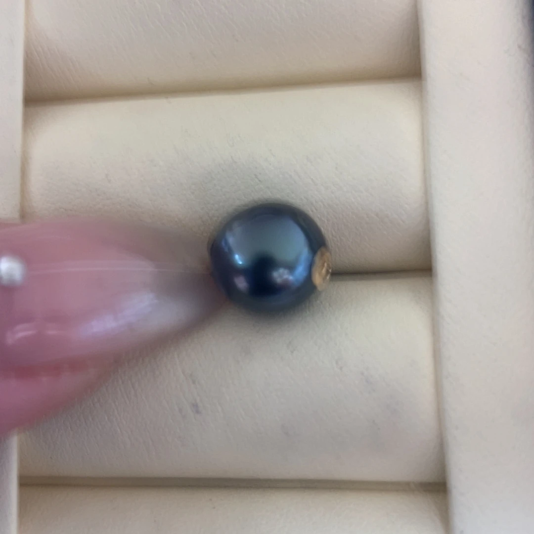 颈饰18K金镶嵌海水珍珠