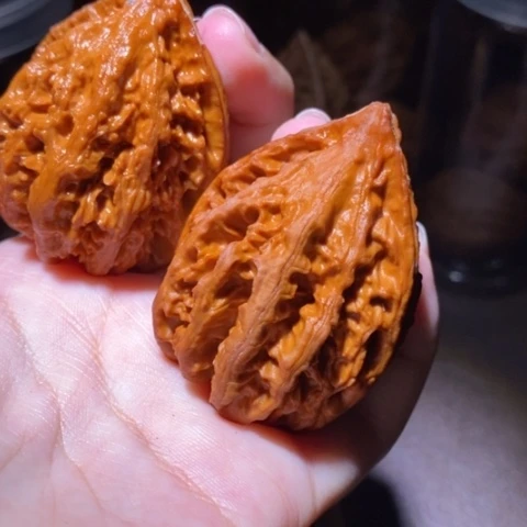 把件文玩核桃东北野生楸子小园 128