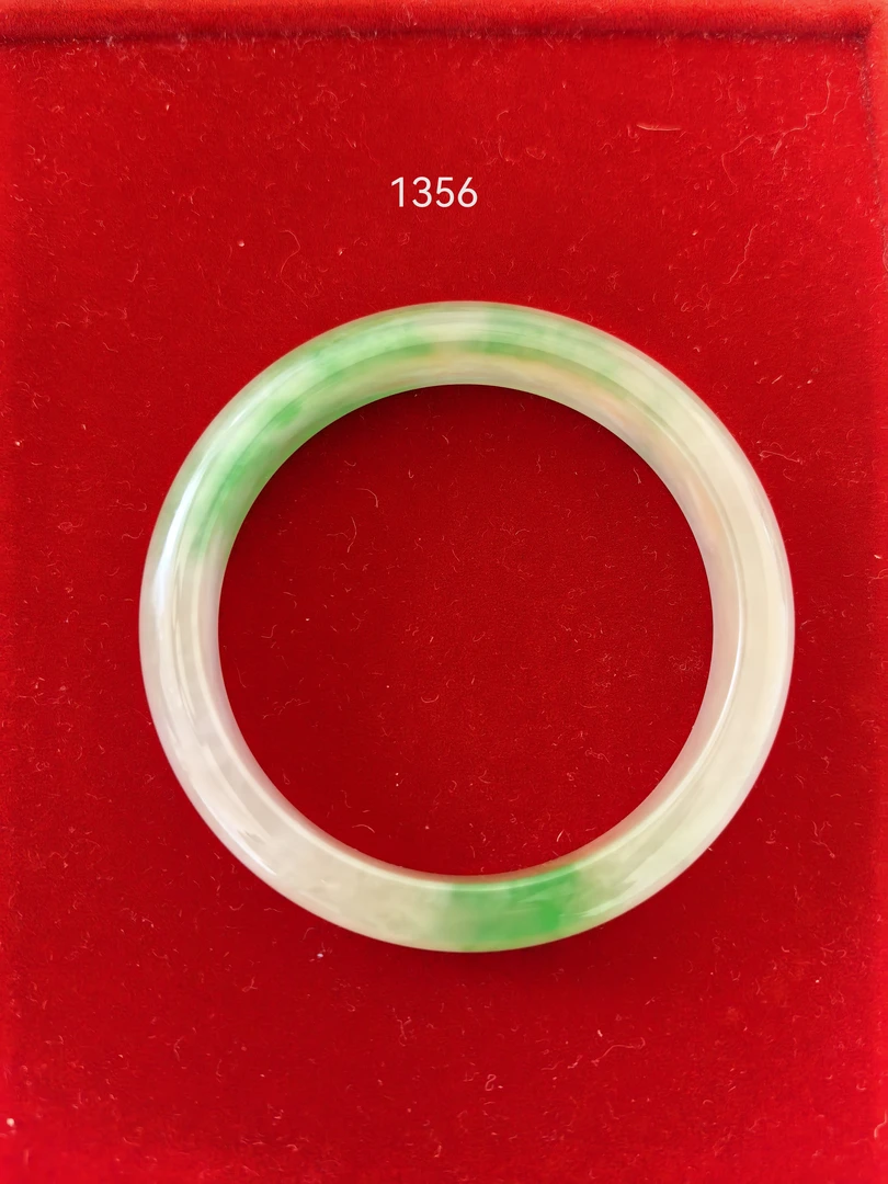 1356     精品手镯