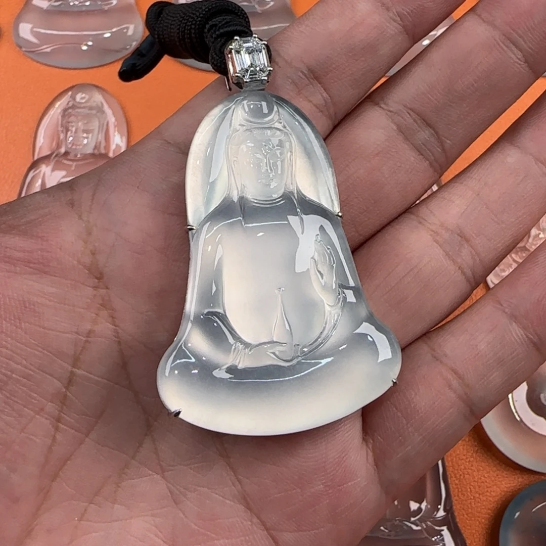 定制翡翠18K金镶嵌天然