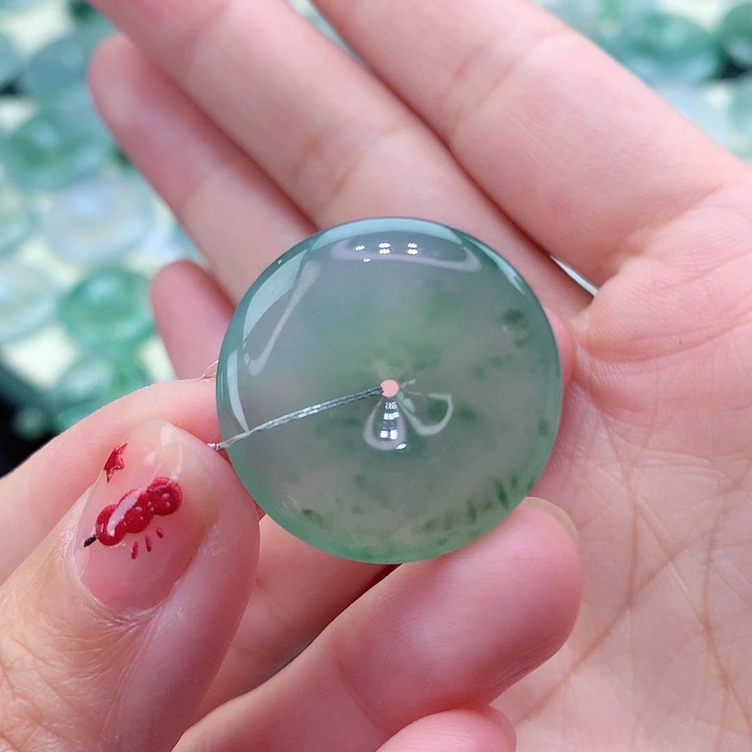 翡翠颈饰未镶嵌98尺寸24.8/5.4