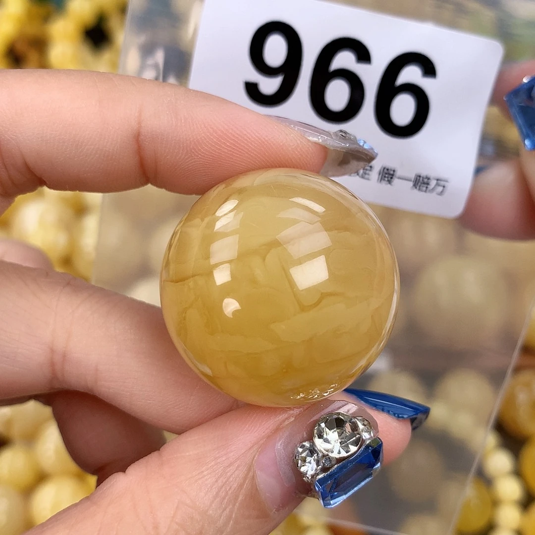蜜蜡未镶嵌珠宝奇石30.7，支持复检，假一罚万