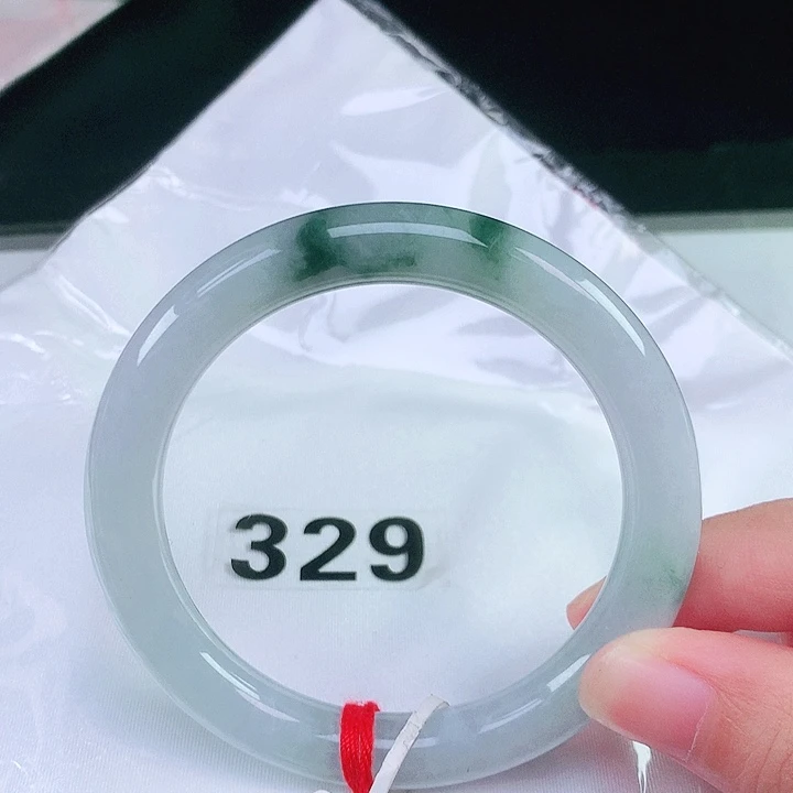 未镶嵌手镯翡翠翡翠手镯