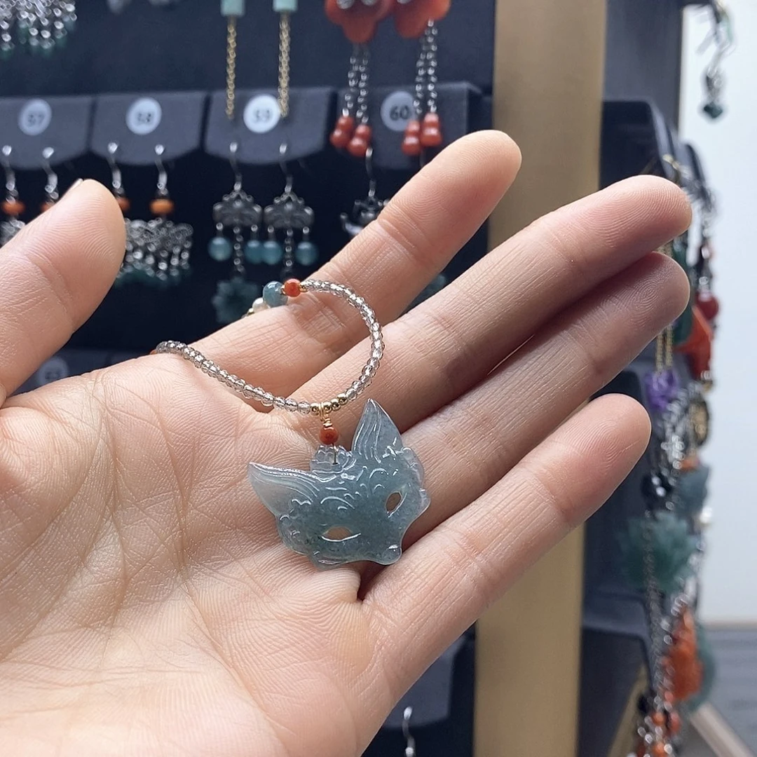 翡翠未镶嵌颈饰项链