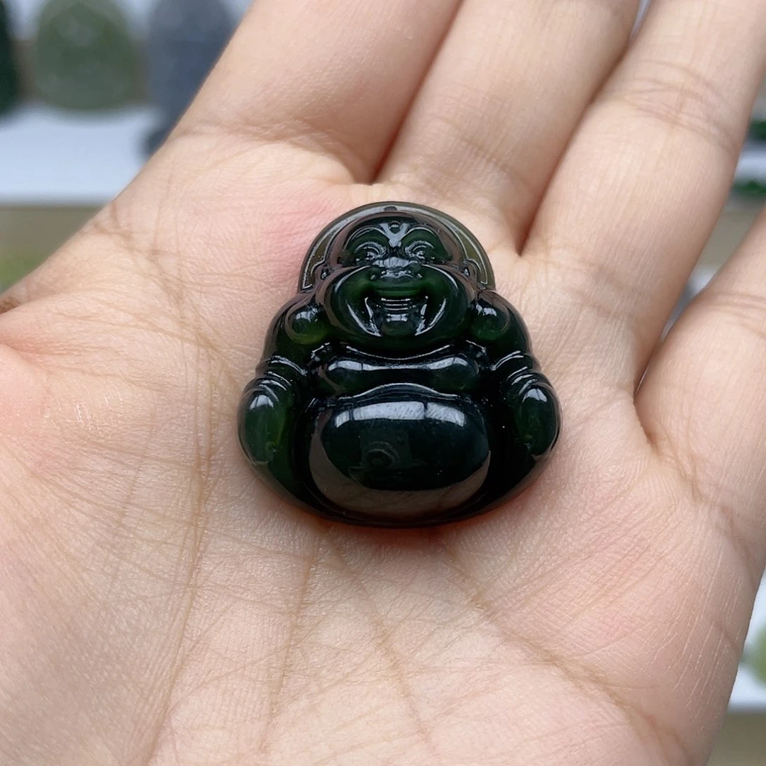 咔***咔和田玉未镶嵌颈饰