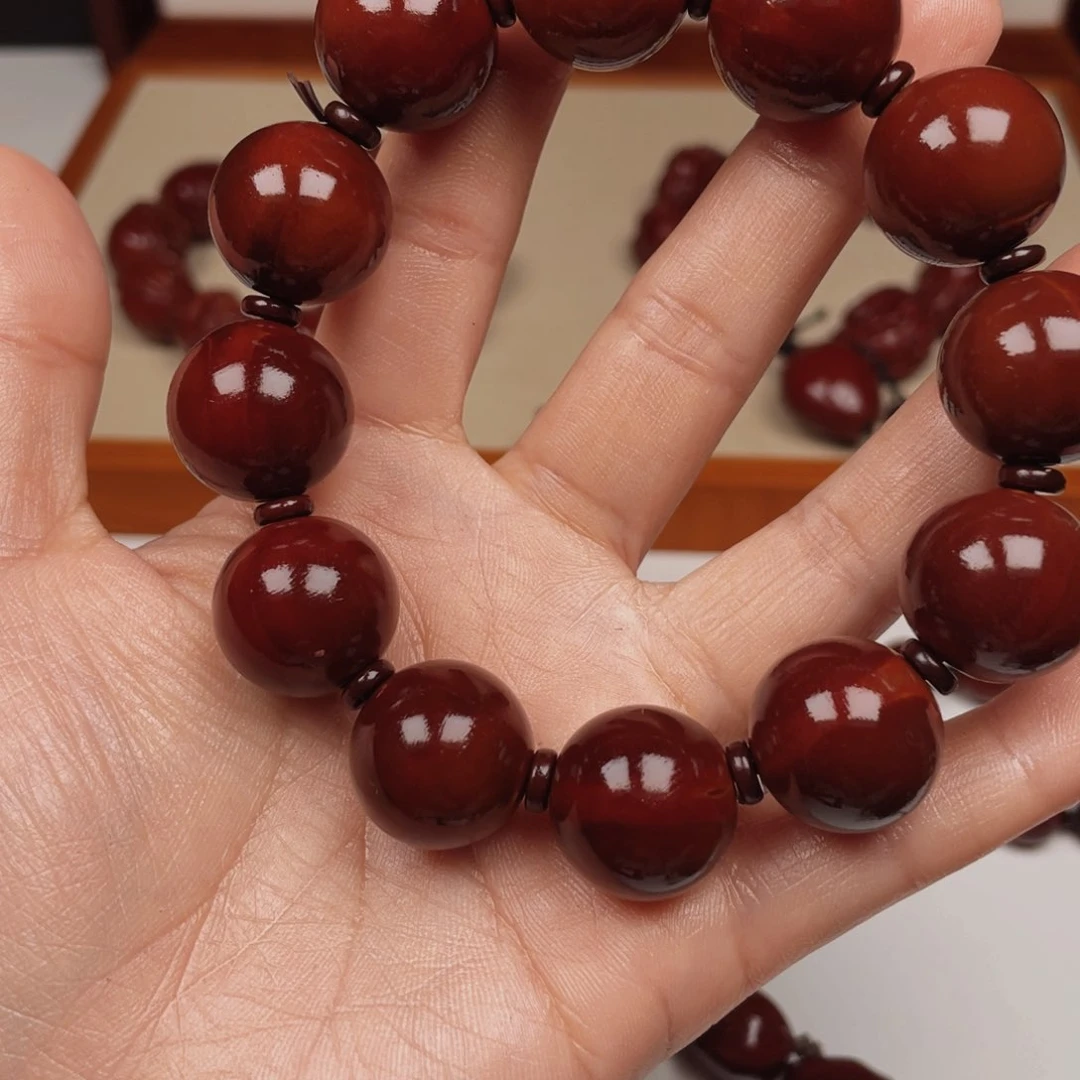 橄榄核手串朋光柱