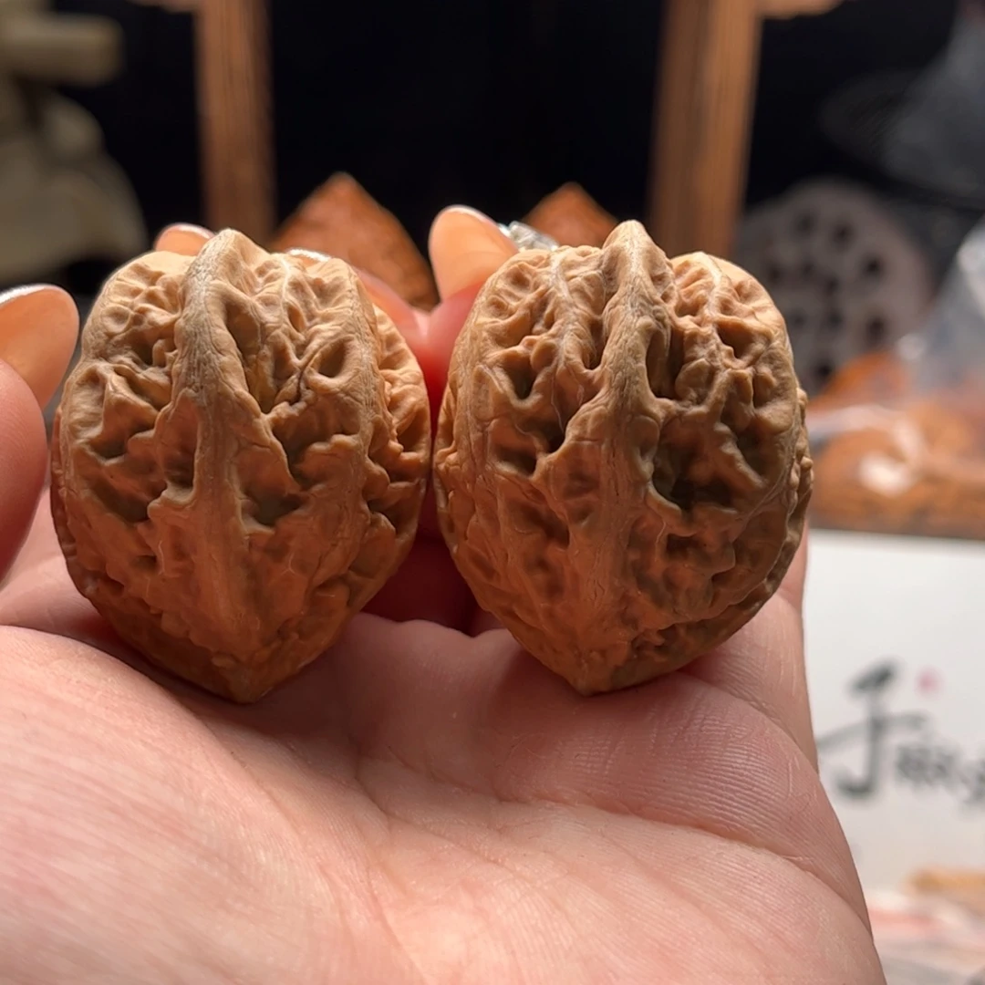 文玩核桃把件关东木子家楸大胖61