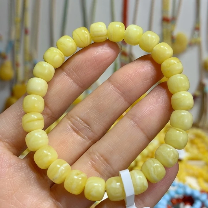 蜜蜡未镶嵌手链8mm