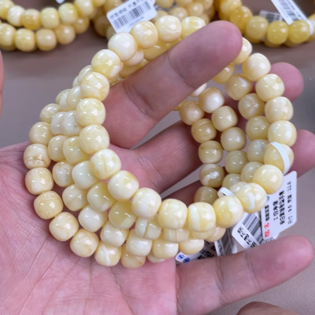 琥珀裸石未镶嵌149多样性发其一