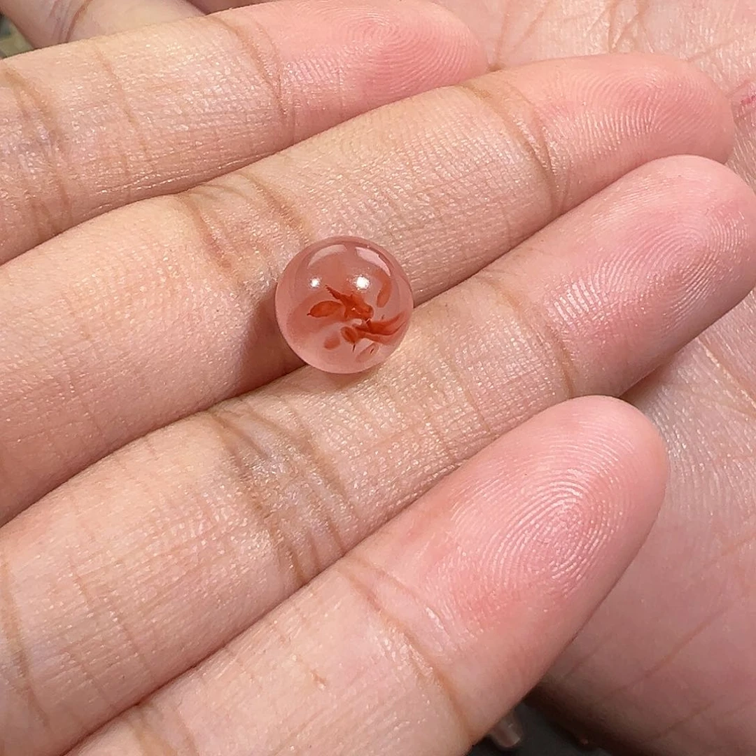 ℳ****南红玛瑙未镶嵌珠宝奇石