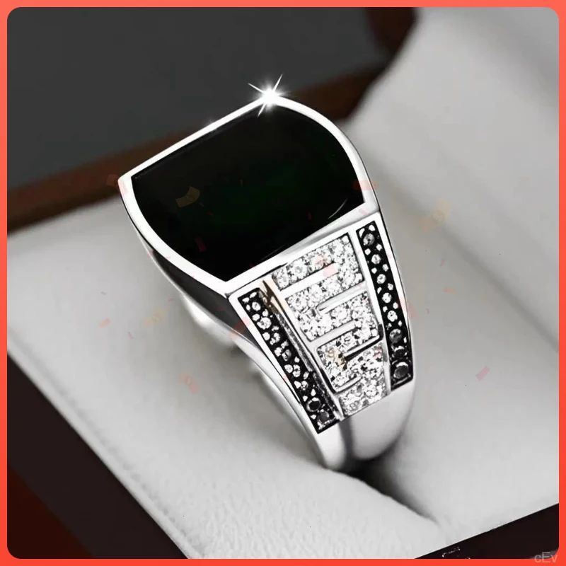 古时手饰钛钢戒指嘻哈钻尚宽面复满钻黑欧美戒指镶金色男士