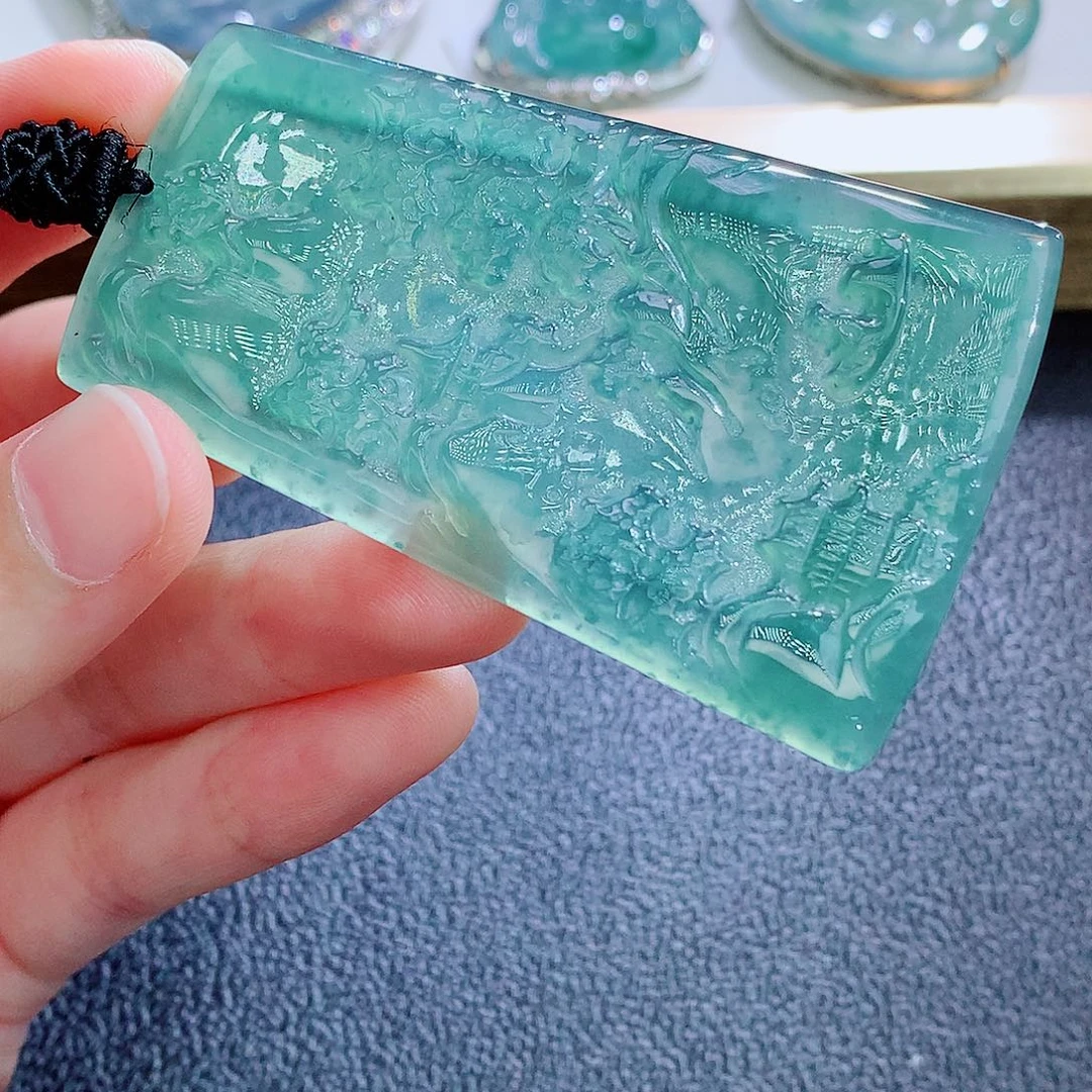 颈饰未镶嵌翡翠翡翠
