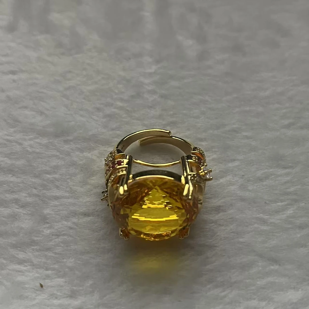 臻选戒指 经典百搭设计黄色戒指ML11101