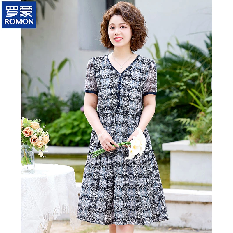 罗蒙妈妈装夏季洋气连衣裙50多岁中老年女夏装特大码遮肚印花裙子