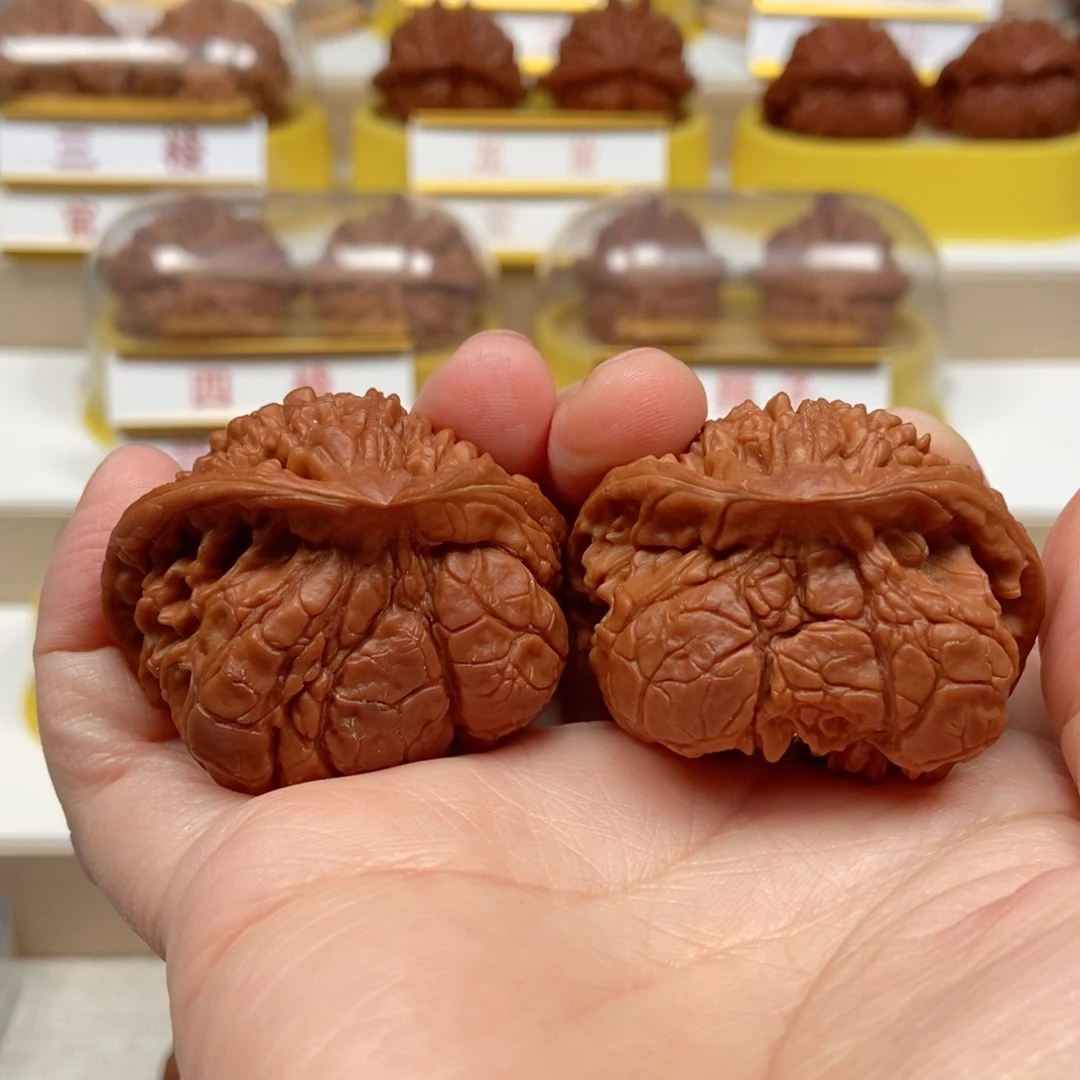 把件文玩核桃官帽蛇