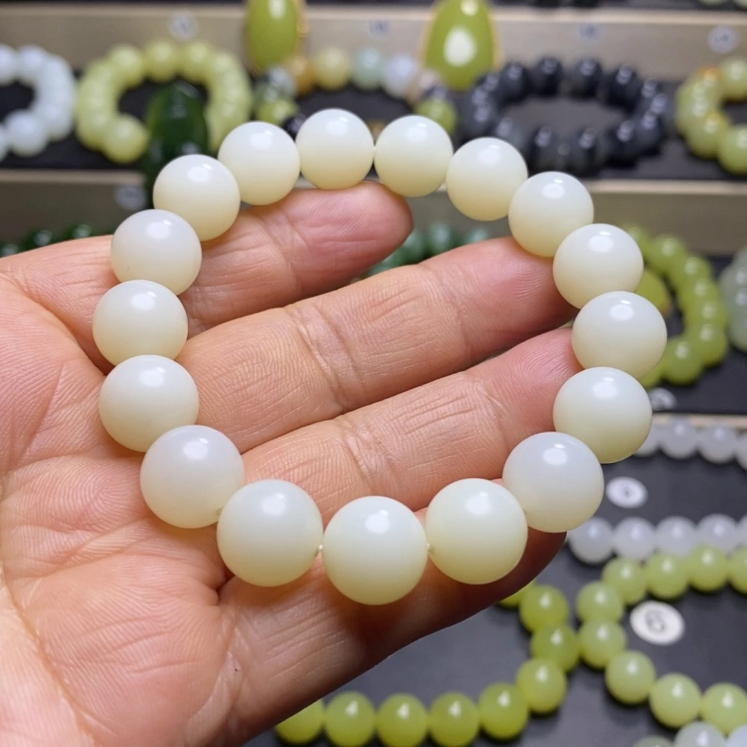 和田玉手串未镶嵌